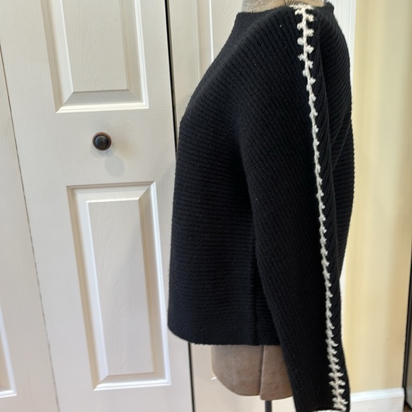 J.Jill purejill black hand embroidered crewneck long sleeve crop style sweater - Picture 5 of 8